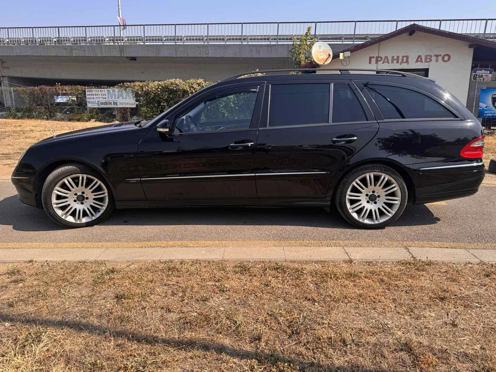 Mercedes-Benz E 320, снимка 5 - Автомобили и джипове - 55703008