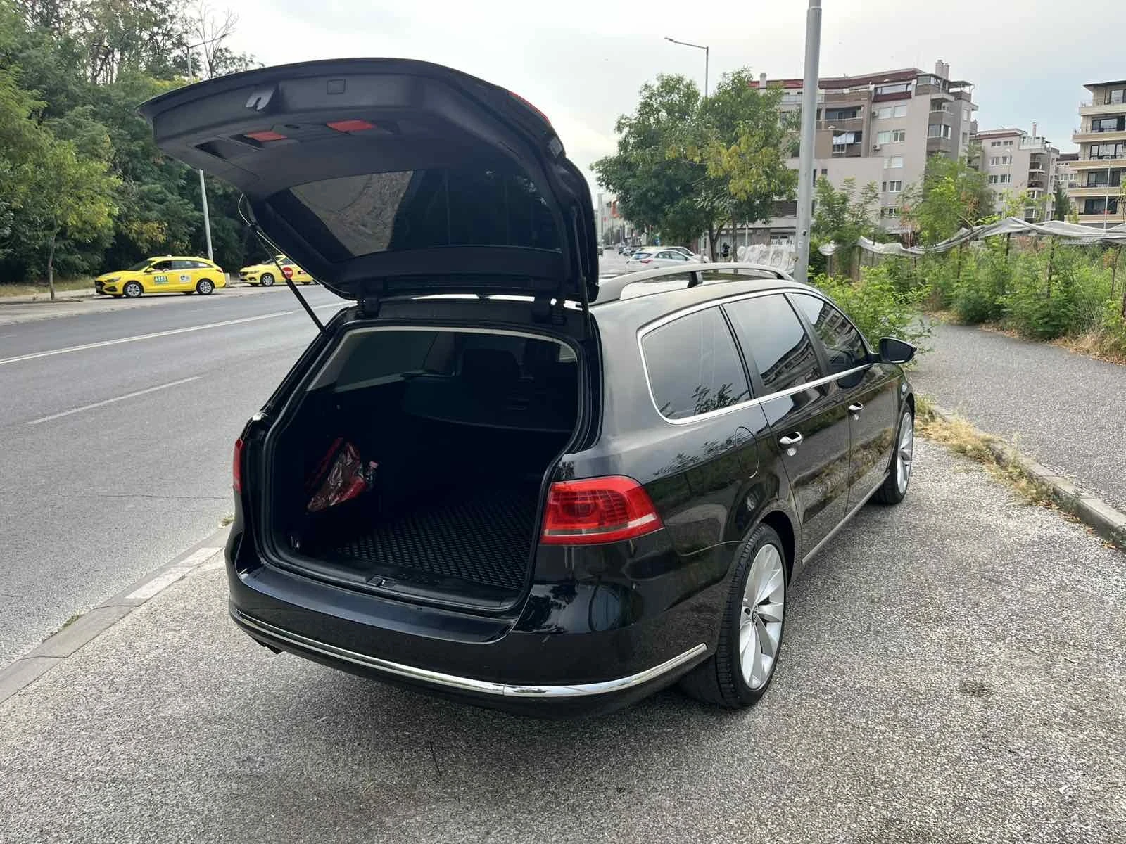 VW Passat, снимка 7 - Автомобили и джипове - 55792007