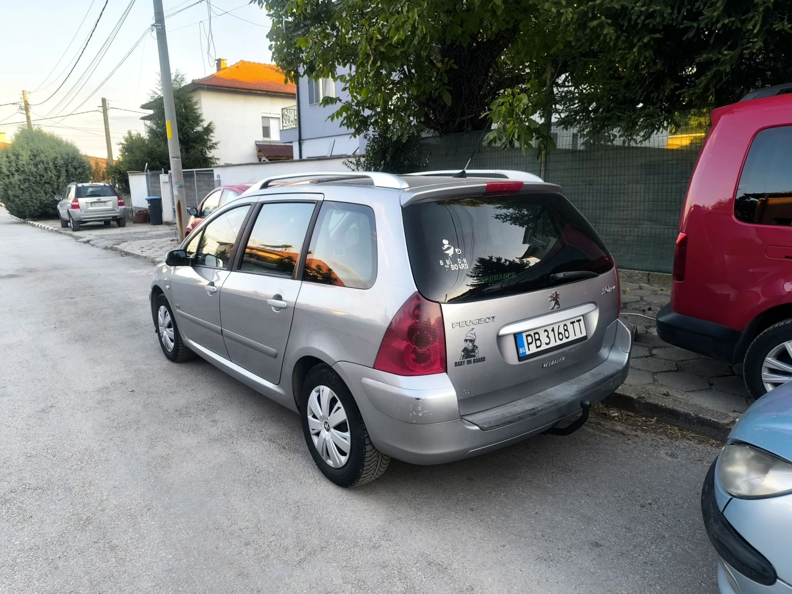 Peugeot 307 Комби, снимка 4 - Автомобили и джипове - 56153745