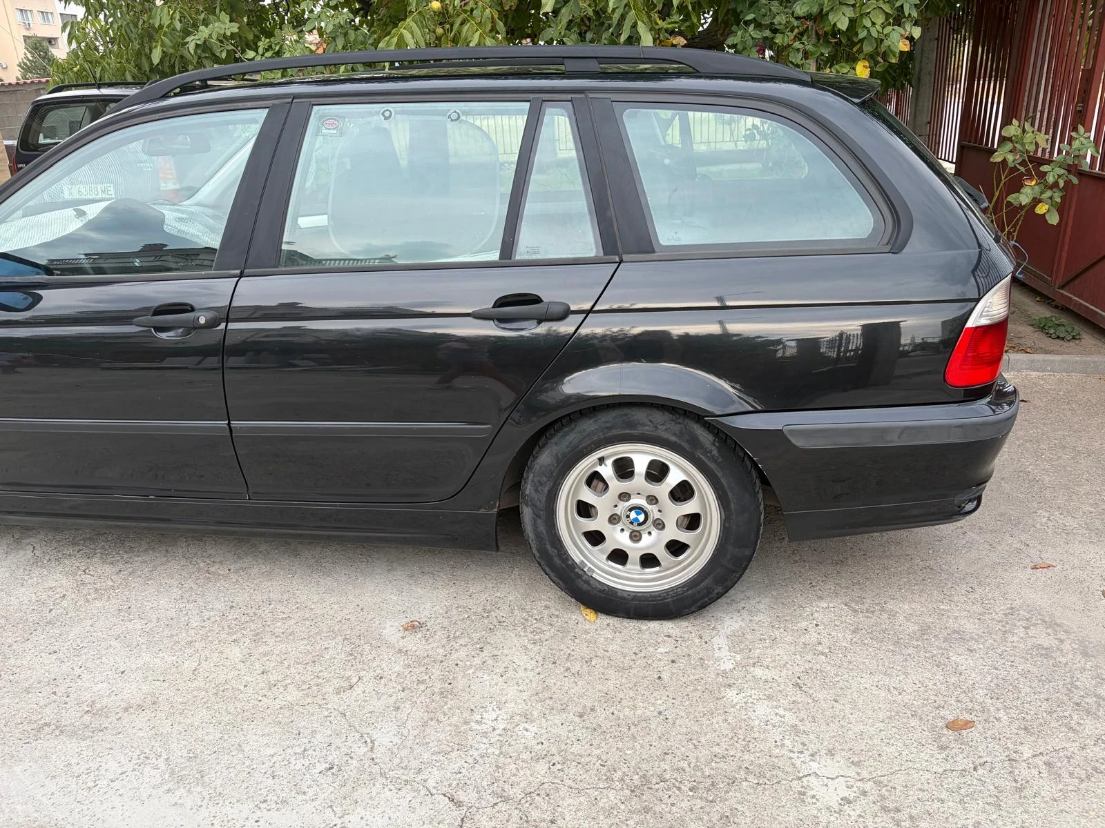 BMW 320, снимка 2 - Автомобили и джипове - 56281110