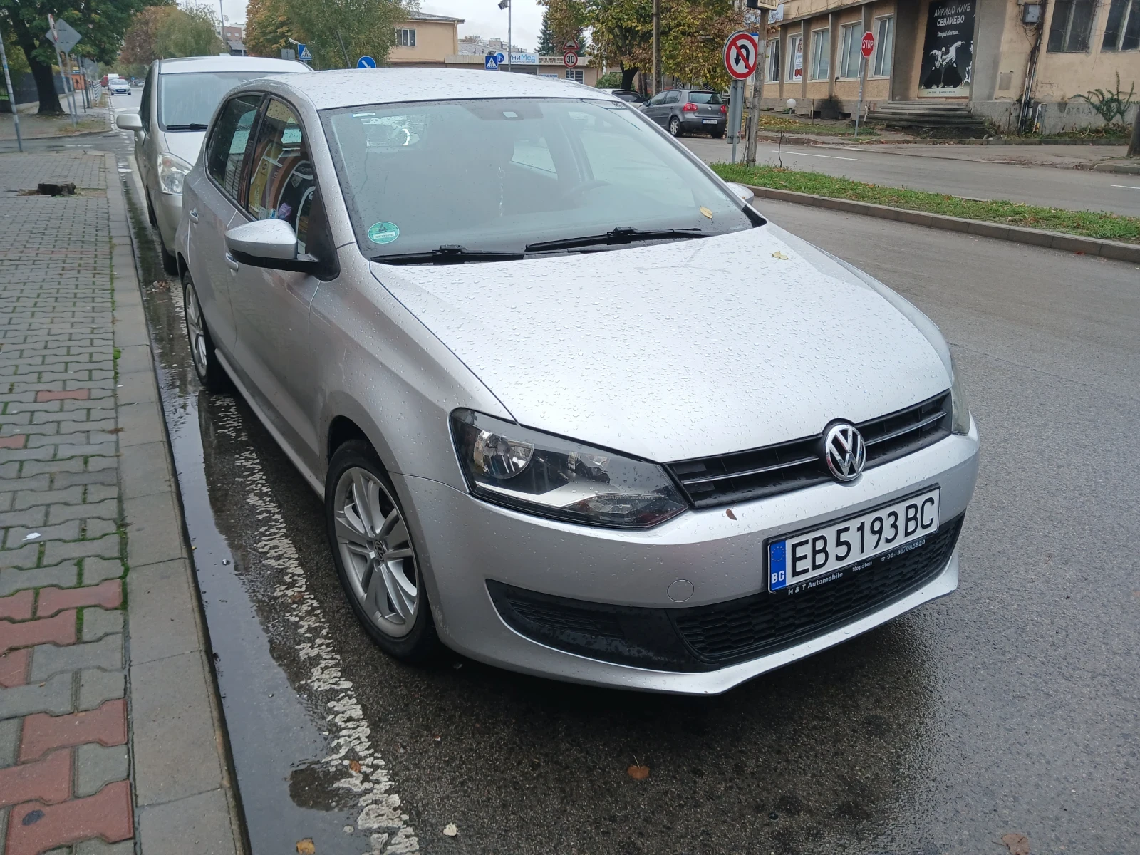 VW Polo