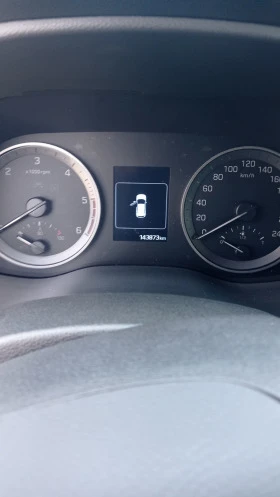 Hyundai Tucson Договаряне, снимка 8