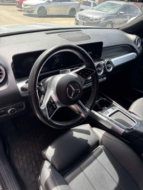 Mercedes-Benz GLB 250 4МАТIC* DISTRONIC* AMBIENT* PANO*  | Auto.bg — изображение 5