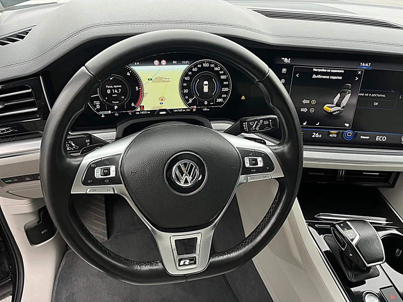 VW Touareg R LINE-LED-BIXENON-3D-NAVI-DISTRONIK-360 KAMERA-!!, снимка 11 - Автомобили и джипове - 48005690