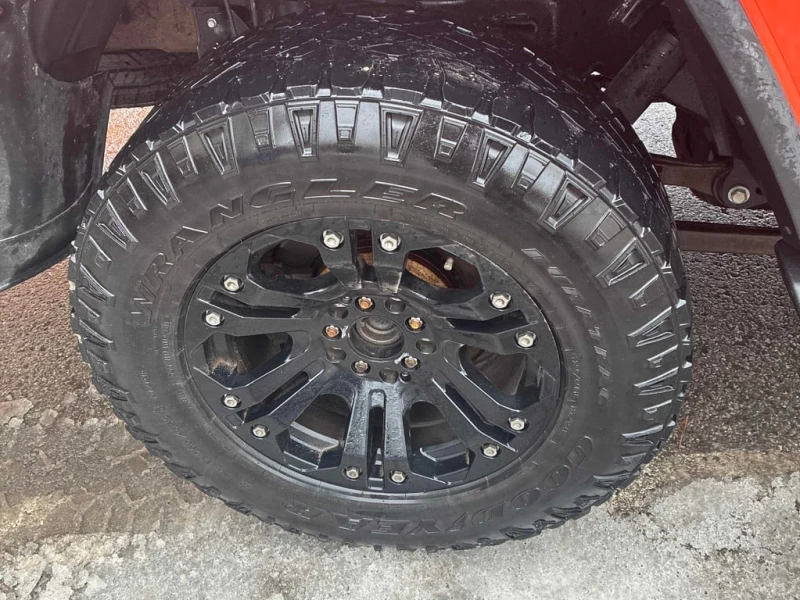 Jeep Gladiator * Overland * CARFAX * БЕЗ ПЪРВОНАЧАЛНА ВНОСКА, снимка 7 - Автомобили и джипове - 53110446