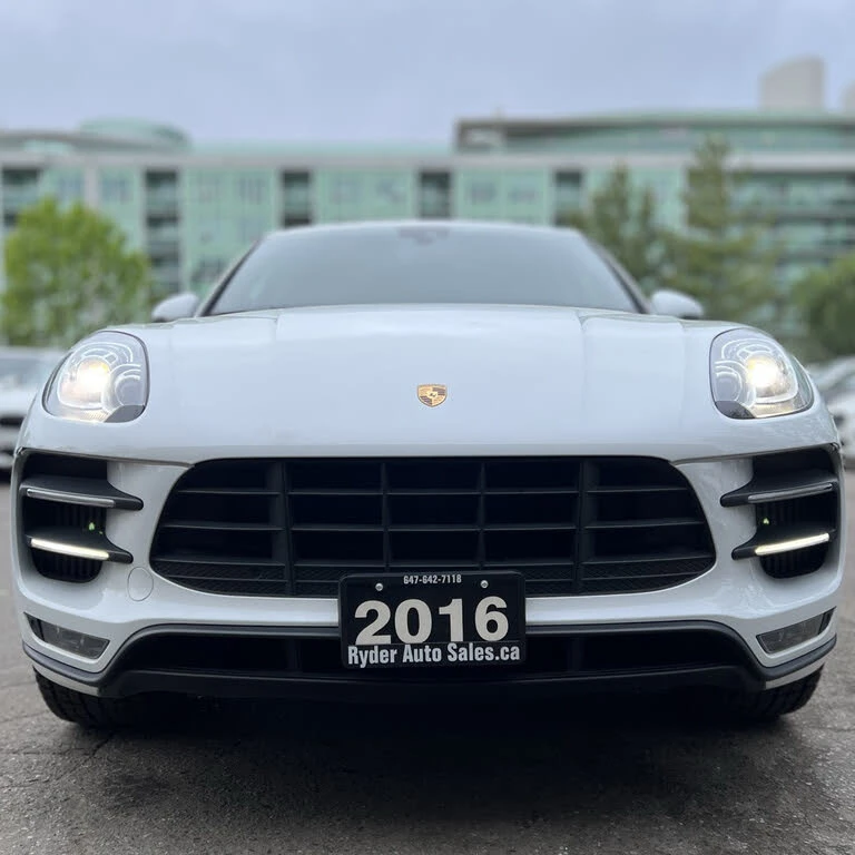 Porsche Macan * Turbo* AWD* АвтоКредит* (ЦЕНА ДО БГ) - изображение 3