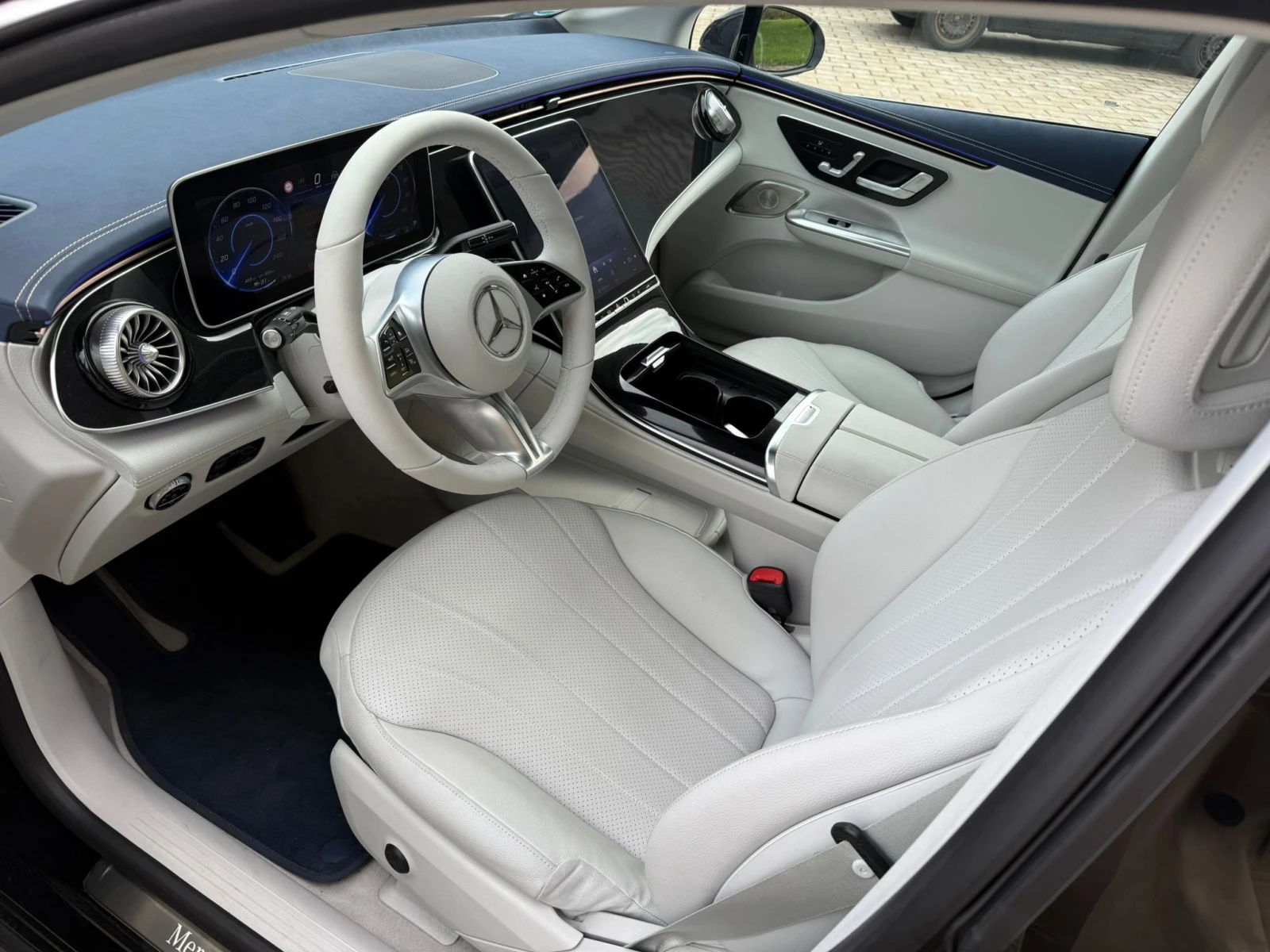 Mercedes-Benz EQE 350 4Matic - изображение 3