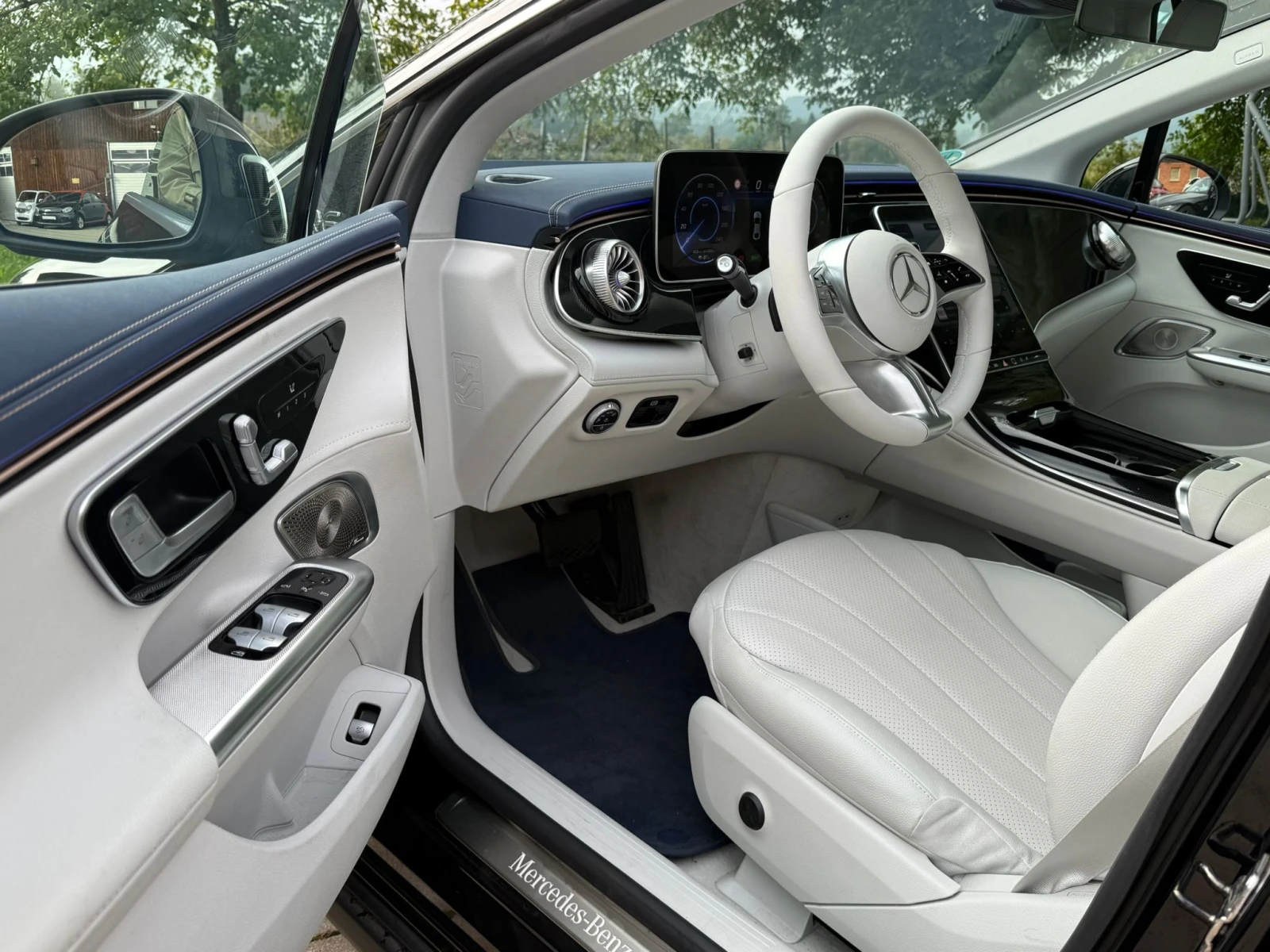 Mercedes-Benz EQE 350 4Matic - изображение 4