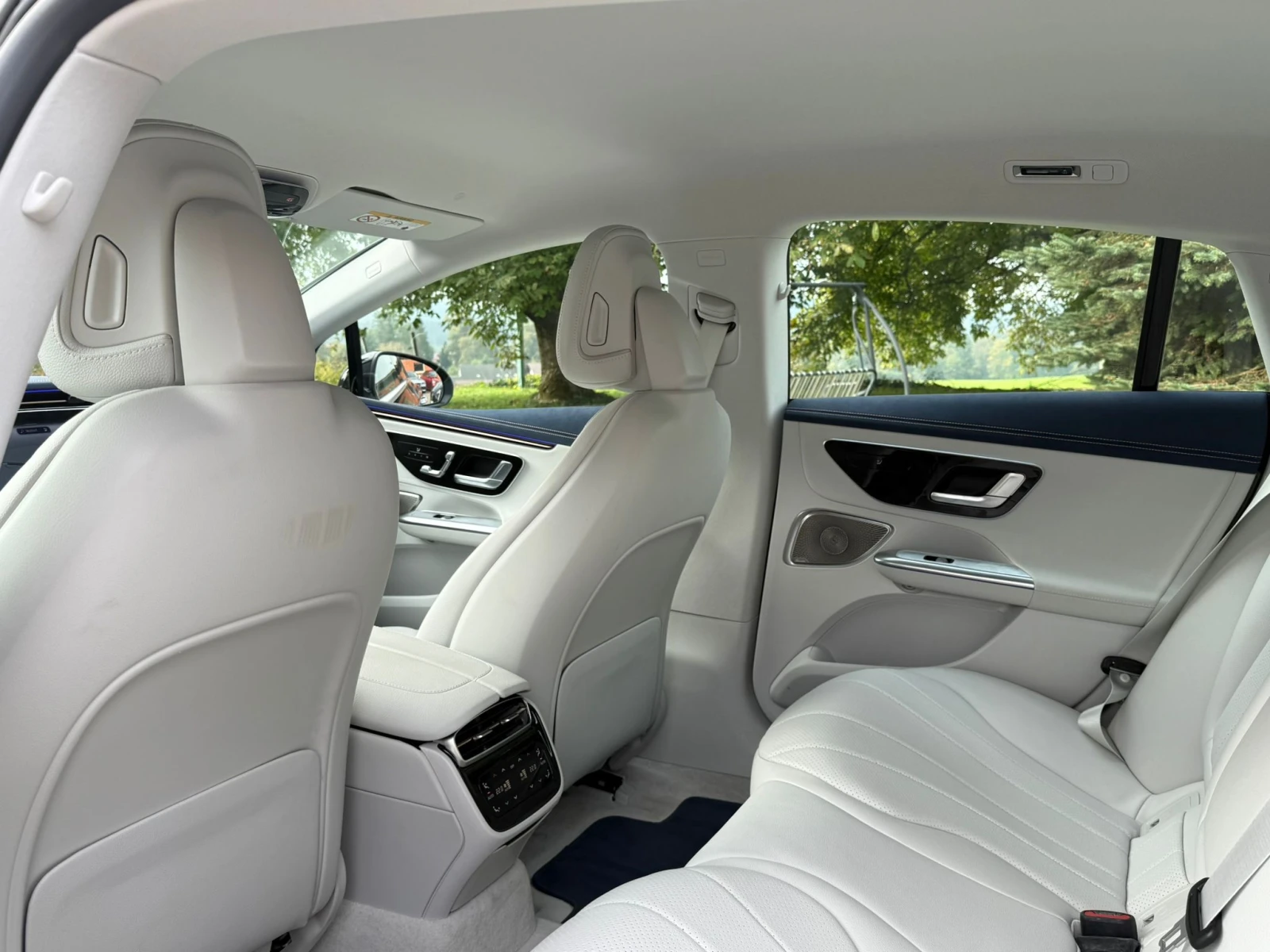 Mercedes-Benz EQE 350 4Matic - изображение 5