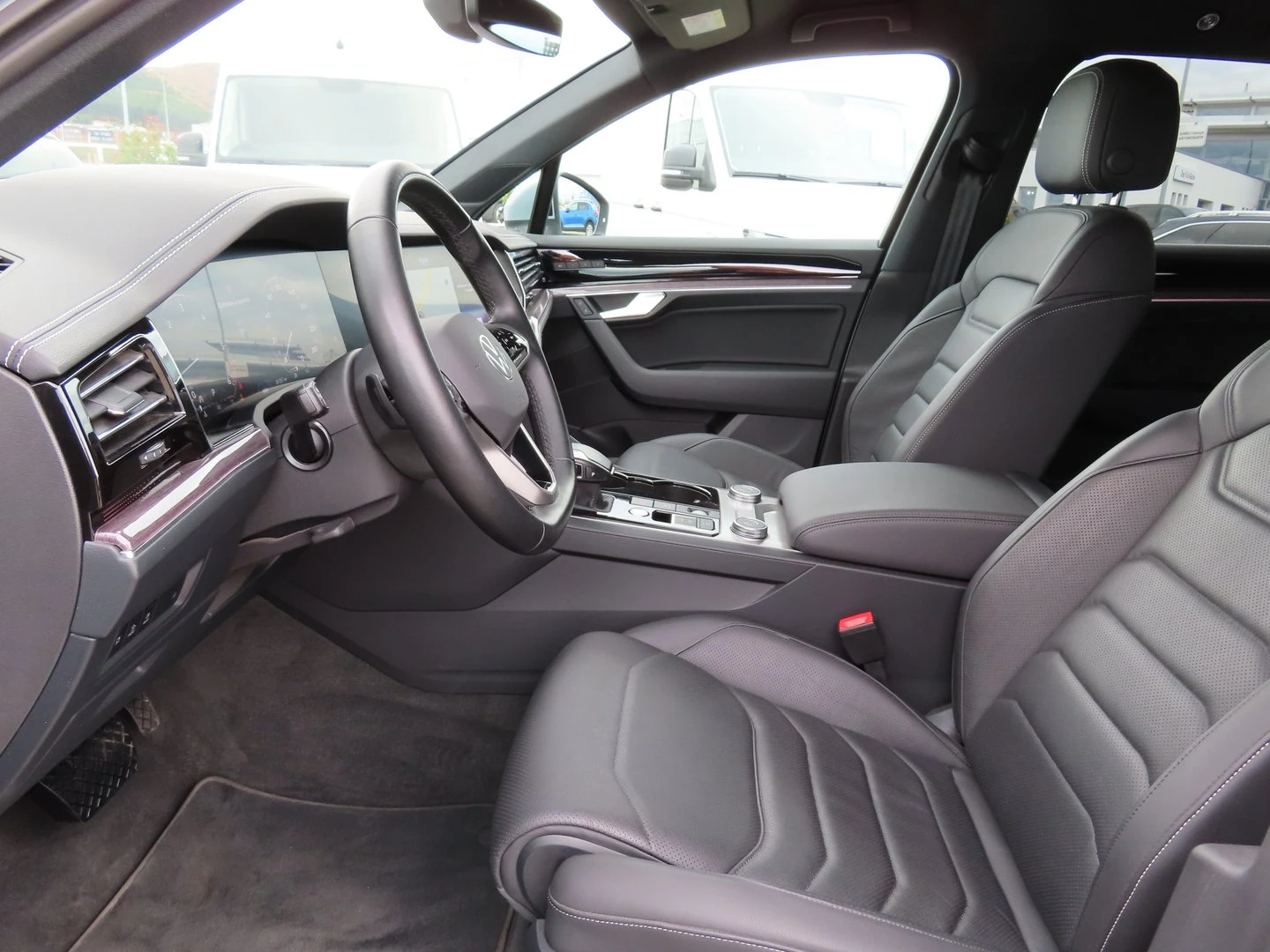 VW Touareg Elegance 3.0 V6 TDI SCR 4MOTION | Mobile.bg   5