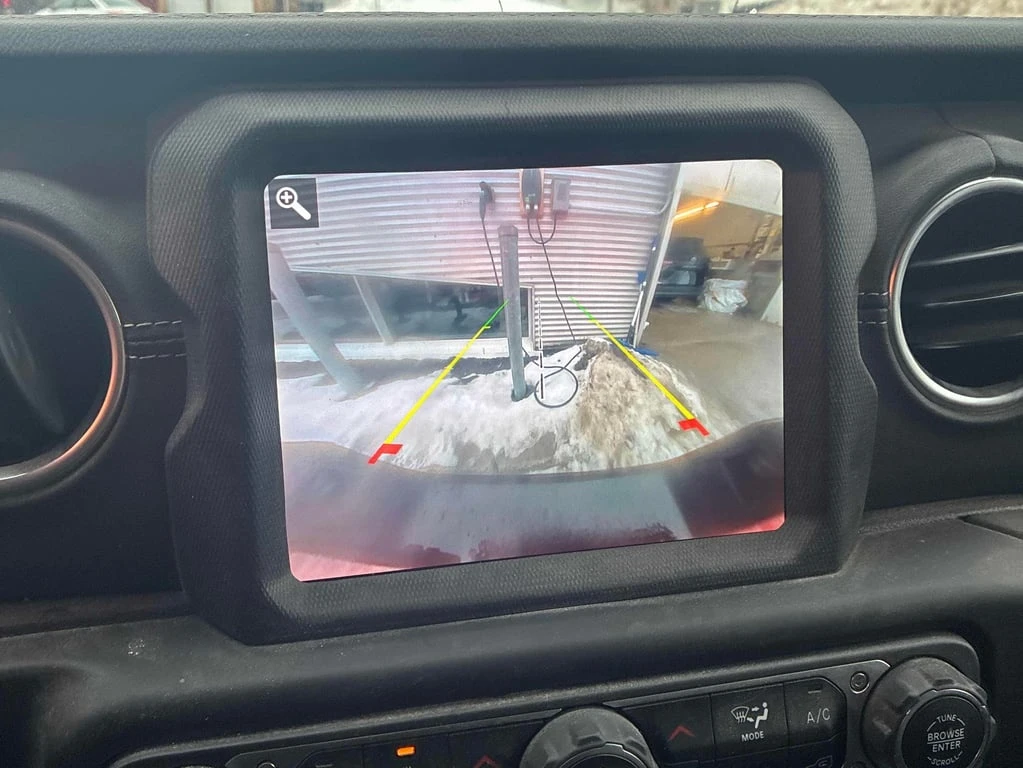 Jeep Gladiator * Overland * CARFAX * ��� ������������ ������ | Mobile.bg � ����������� 11