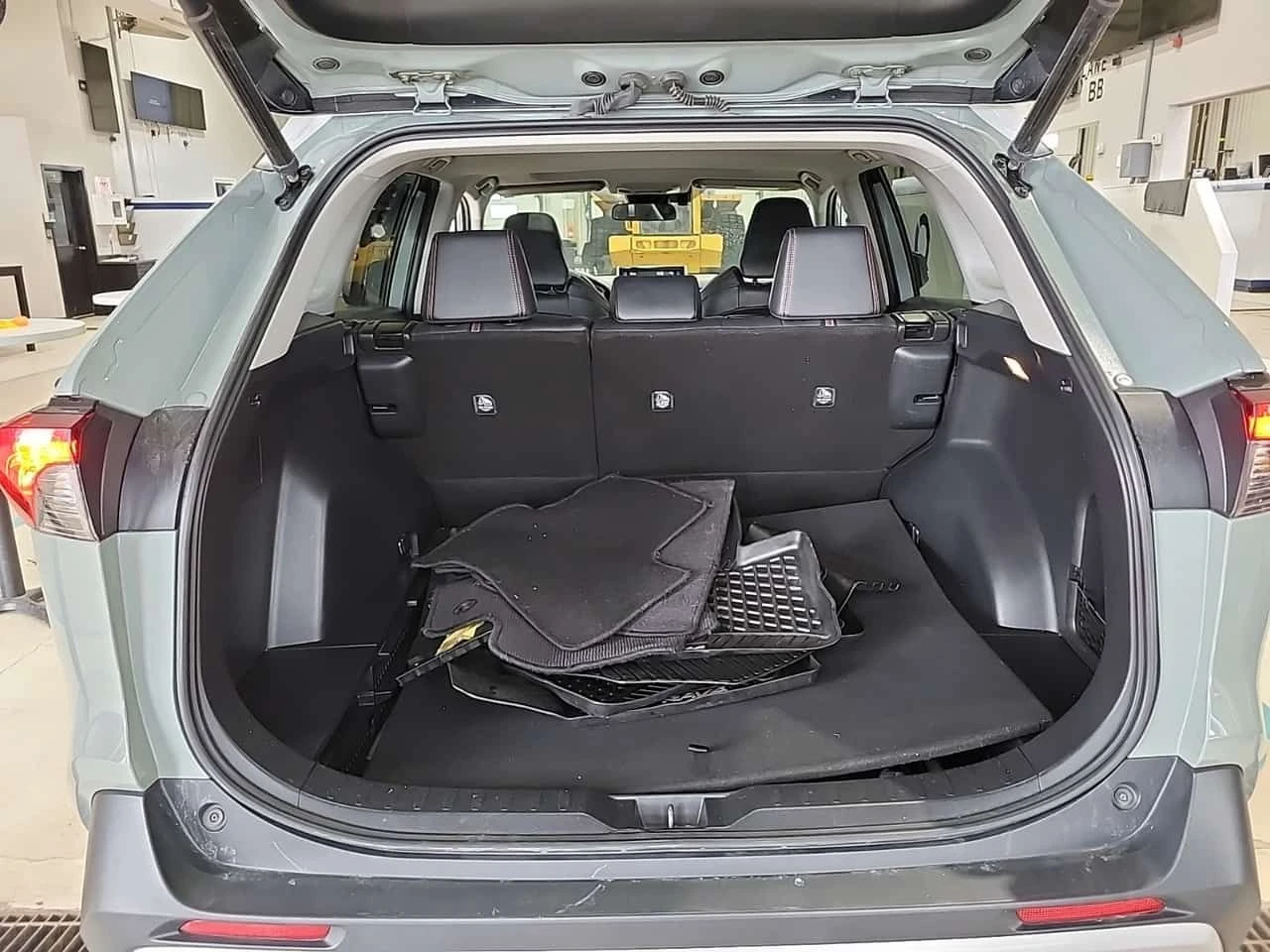 Toyota Rav4 * TRAIL * CARFAX * ���� �� �� | Mobile.bg � ����������� 15