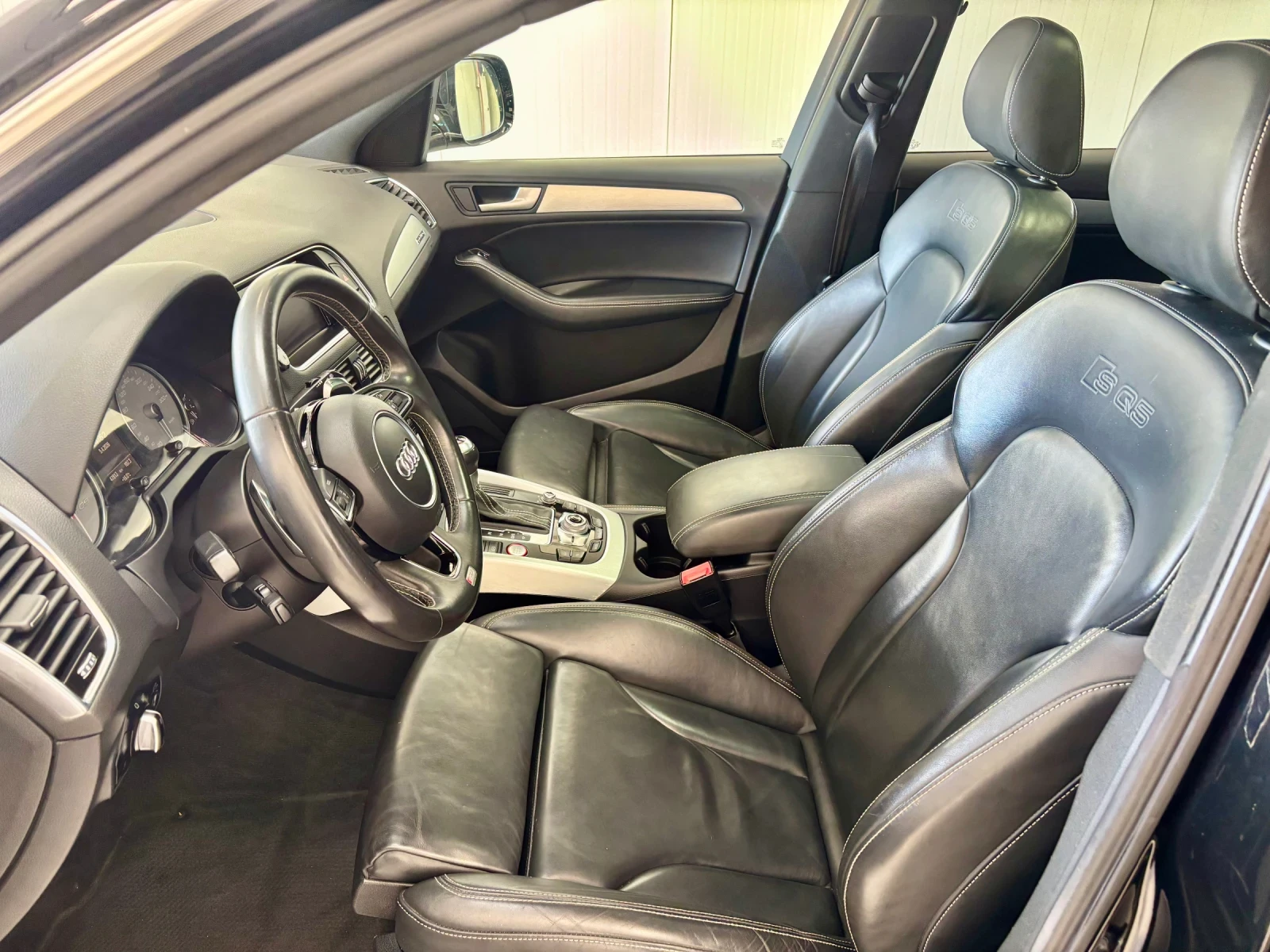 Audi SQ5, снимка 10 - Автомобили и джипове - 54156826