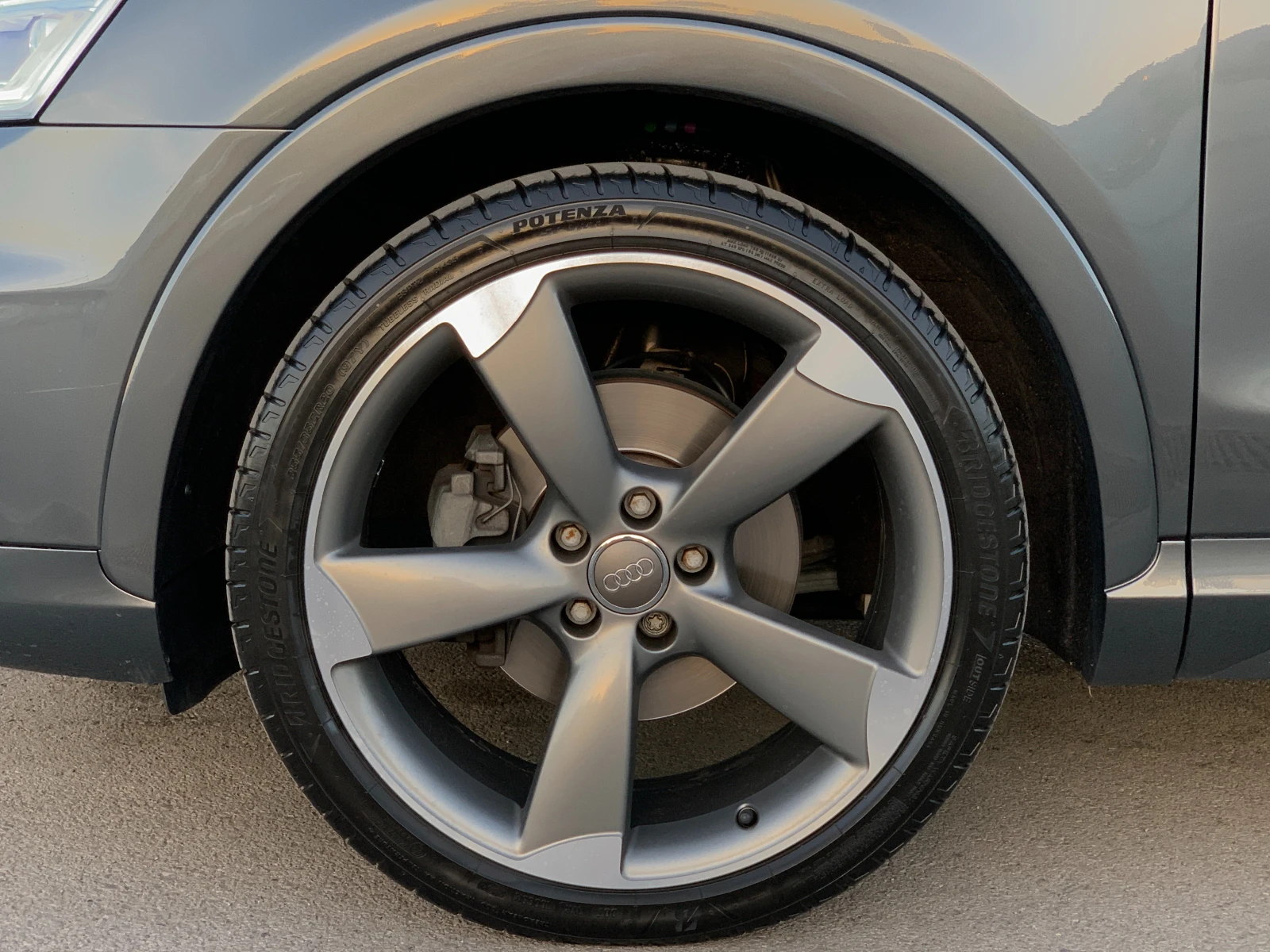 Audi Q3 TFSI, снимка 11 - Автомобили и джипове - 54253091