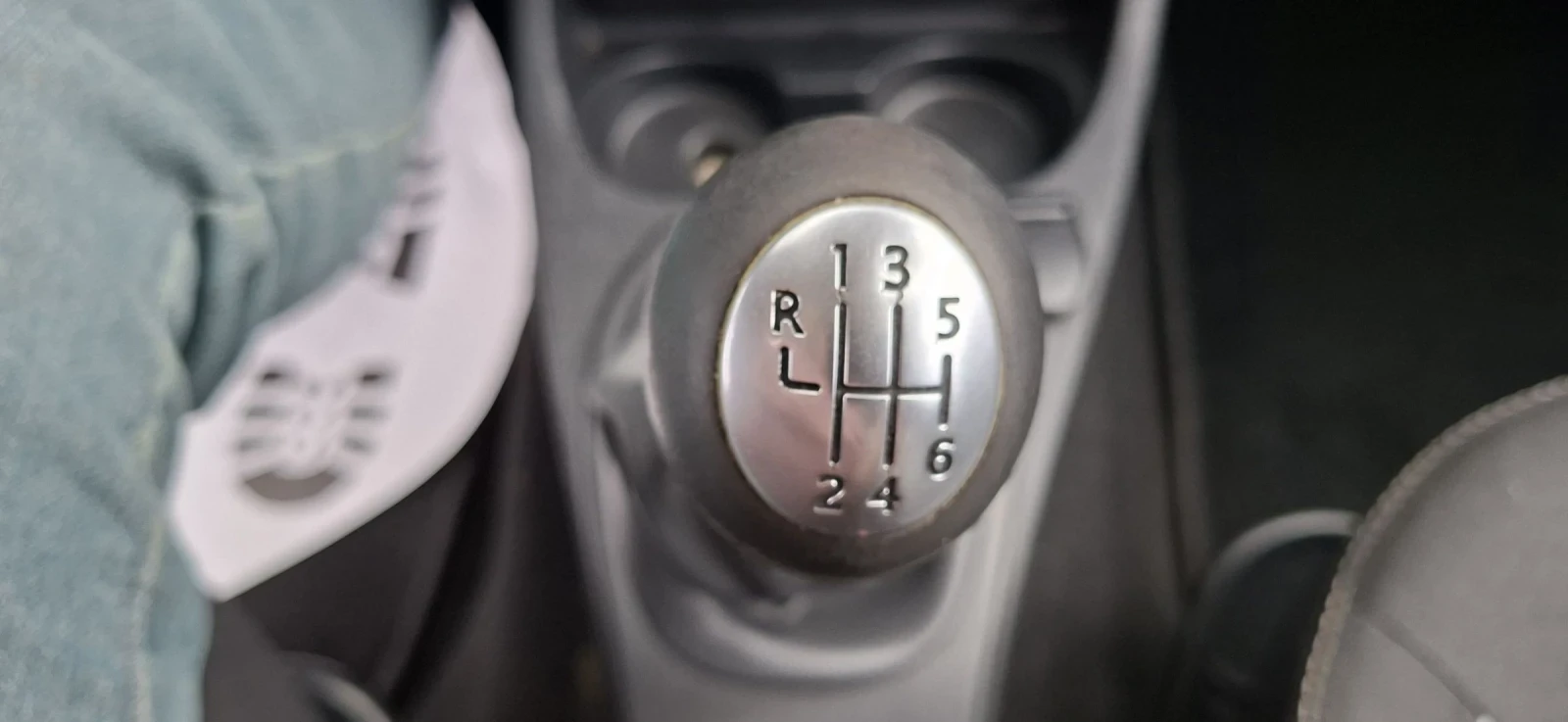 Dacia Duster 1.5DCI 110 k.c, снимка 8 - Автомобили и джипове - 54312948