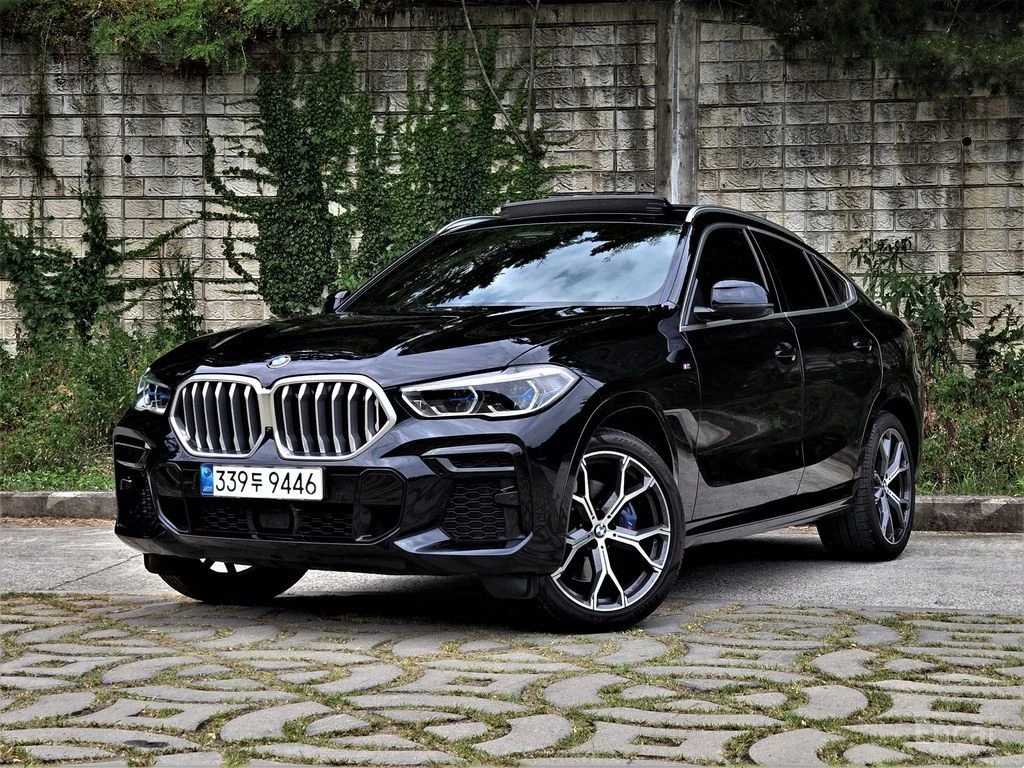BMW X6 M* SPORT* LASER* ОБДУХВАНЕ* ДИСТРОНИК* МАСАЖ* 