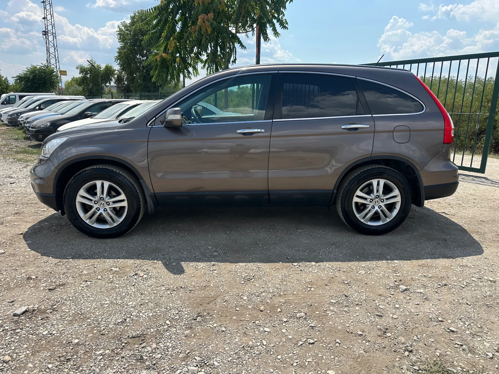 Honda Cr-v 2.0-FACELIFT-EURO5-РЪЧКА-НАвИ-КАМЕРА-1Г-ГАРАНЦИЯ, снимка 2 - Автомобили и джипове - 55587211