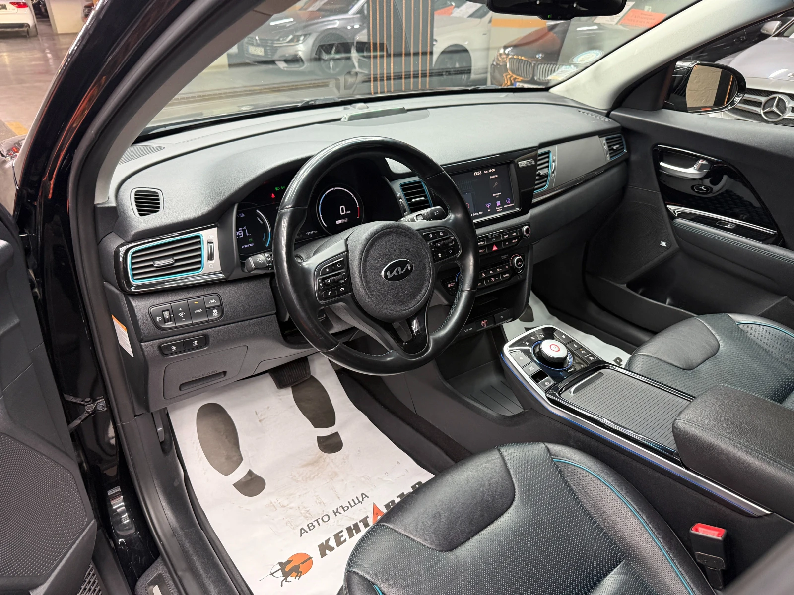 Kia Niro 64kw/204hp/Premium, снимка 8 - Автомобили и джипове - 55689433