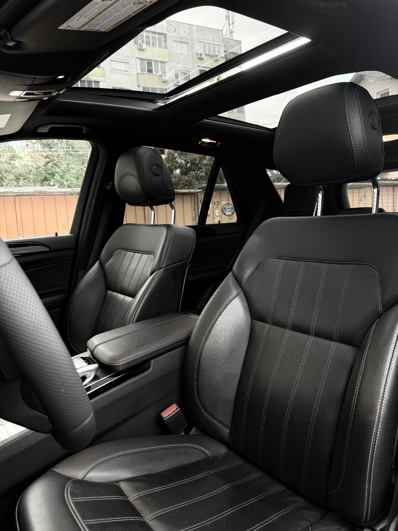 Mercedes-Benz GLE 350 d AMG 112 000км, снимка 8 - Автомобили и джипове - 56247203