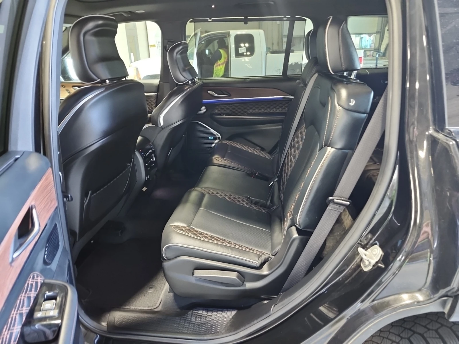 Jeep Grand cherokee 4WD* 3.6L* L SUMMIT* PODGR* OBDUH* PANO* HUD* 3RD  | Mobile.bg � ����������� 12