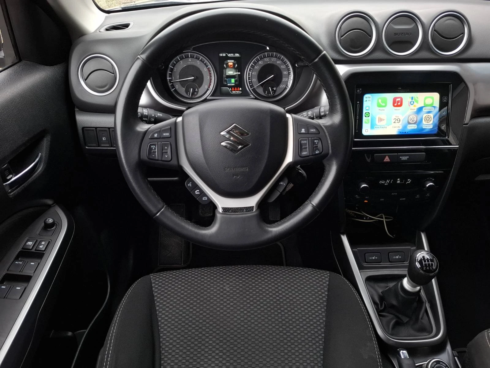 Suzuki Vitara 1.4i-4X4-Hybrid Generation, снимка 8 - Автомобили и джипове - 56730235
