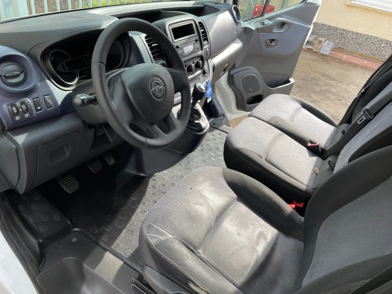 Opel Vivaro Bi-Turbo, снимка 9 - Бусове и автобуси - 48925308