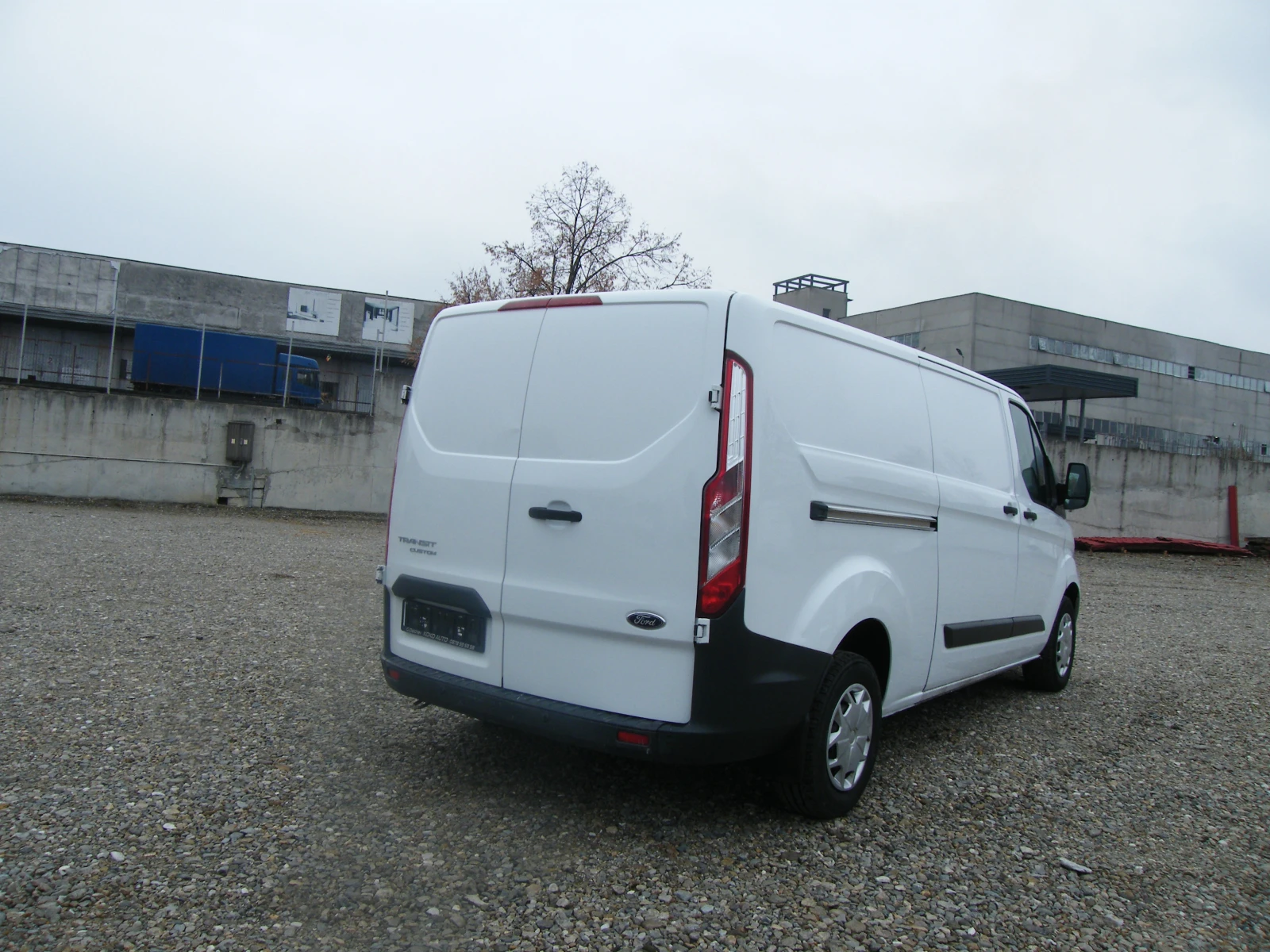 Ford Transit 2.0TDCI - изображение 4