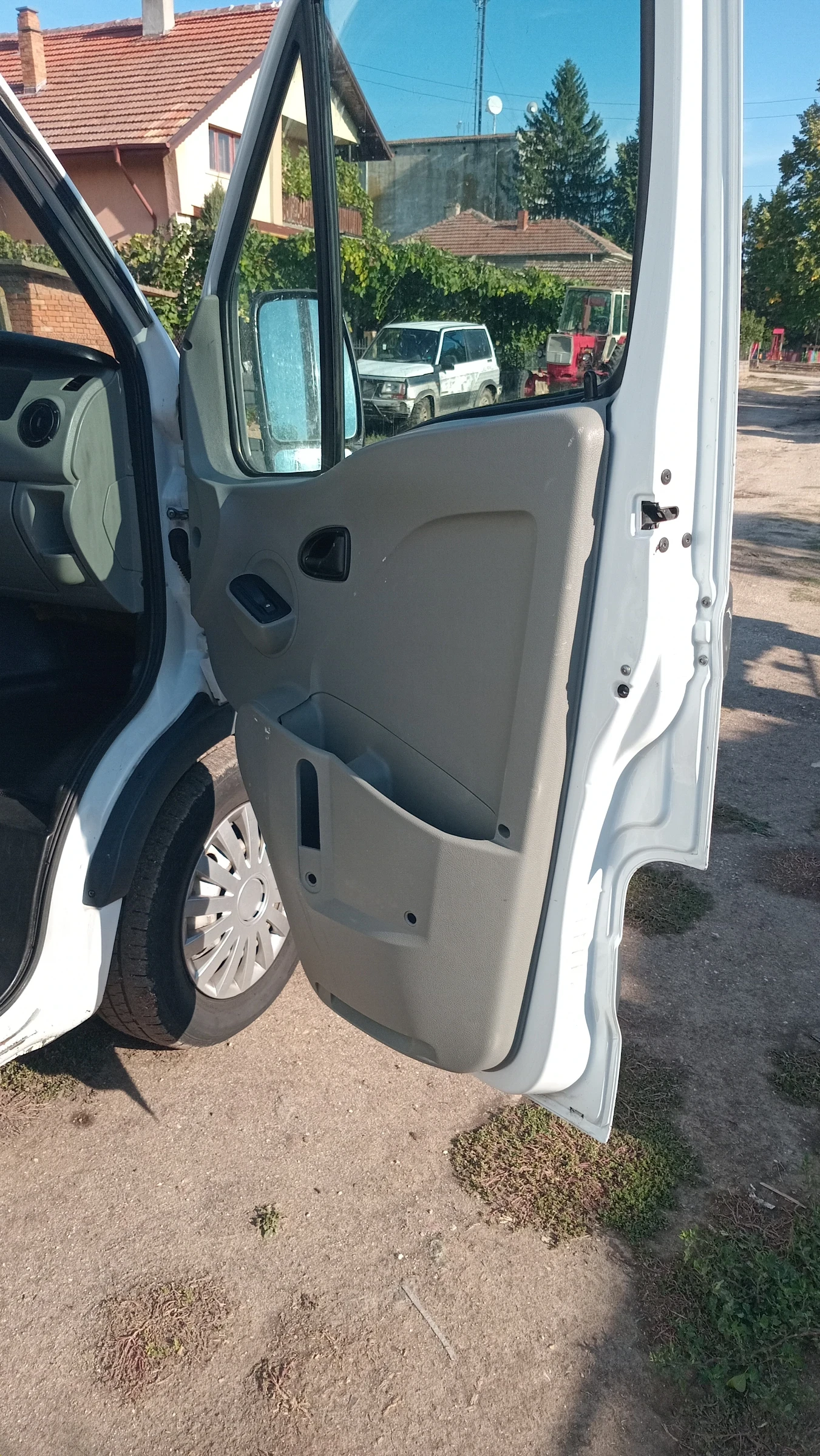 Renault Master 2.5 - изображение 8