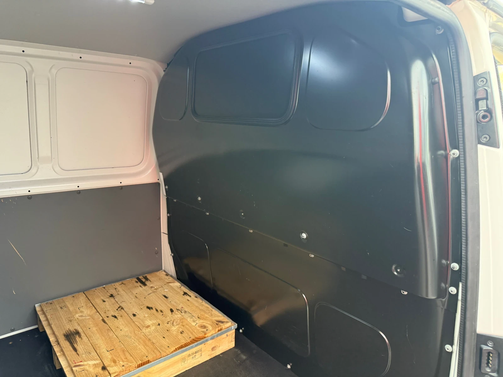 VW Transporter Брониран 4x4, снимка 12 - Бусове и автобуси - 54197196