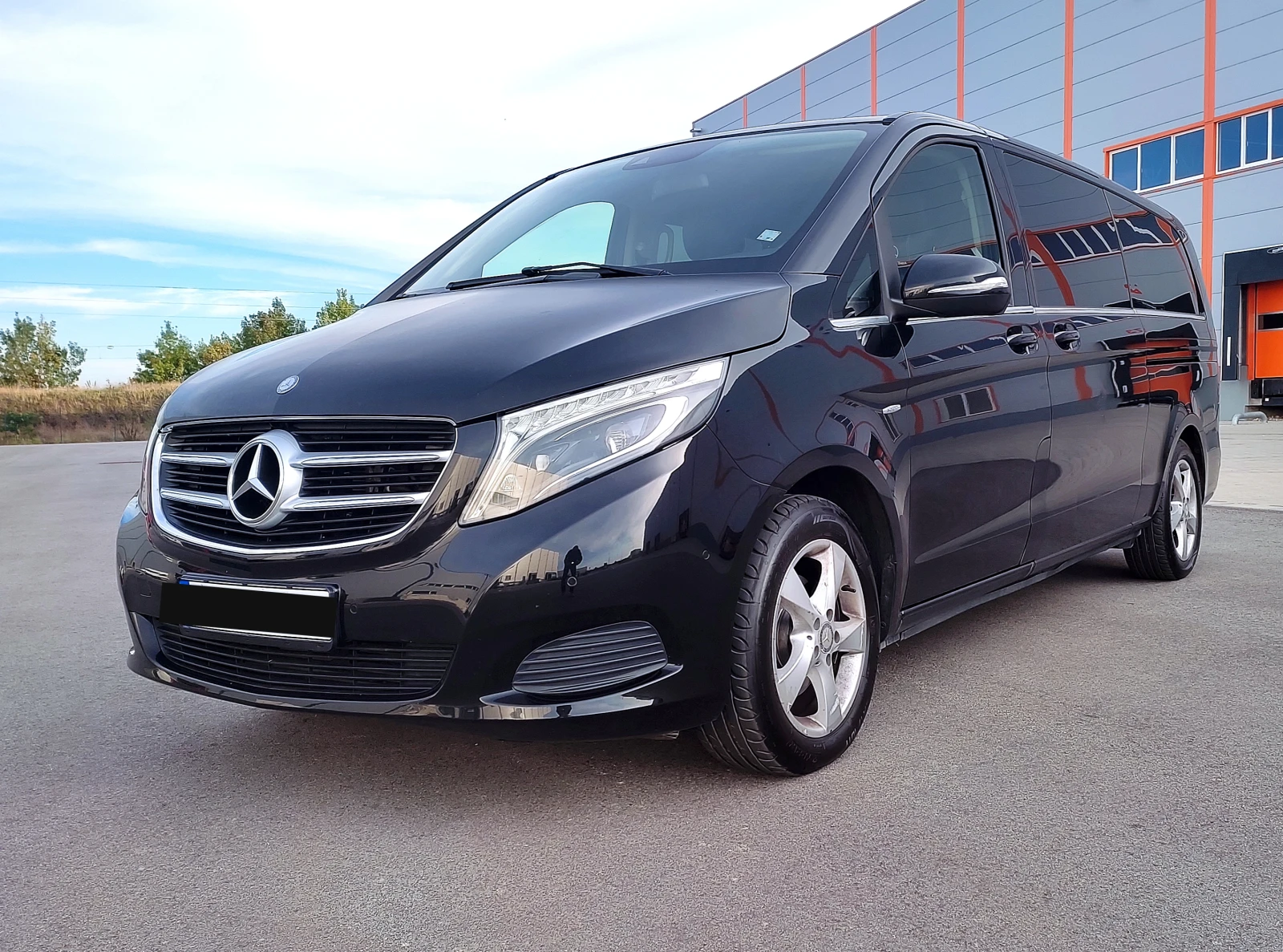 Mercedes-Benz V 220 Extralong, снимка 17 - Бусове и автобуси - 54337688