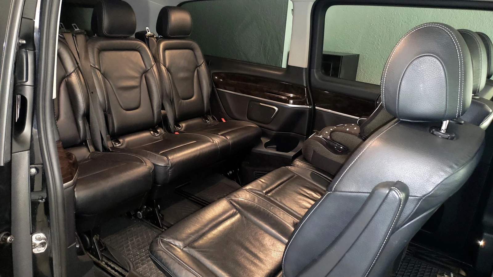 Mercedes-Benz V 220 Extralong, снимка 11 - Бусове и автобуси - 54337688