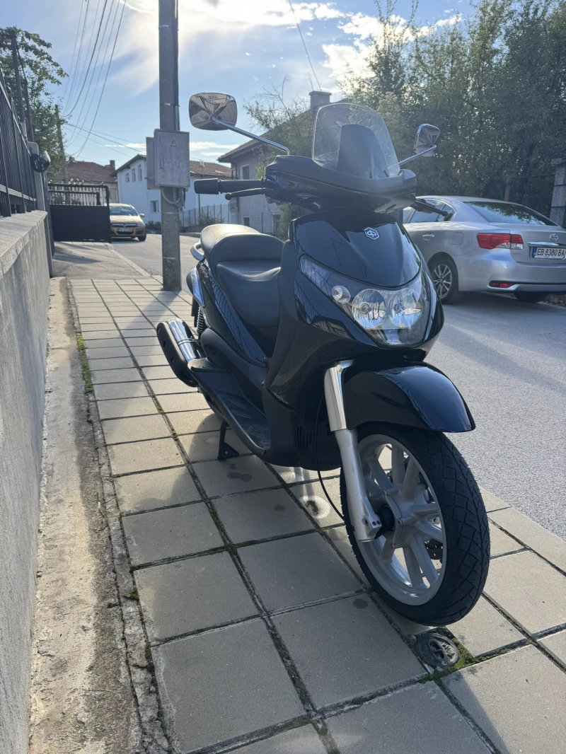 Piaggio Beverly 400ie Tourer, снимка 4 - Мотоциклети и мототехника - 49742368