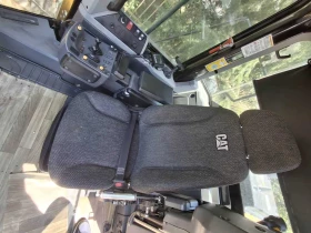 Челен товарач Cat 966M, снимка 5