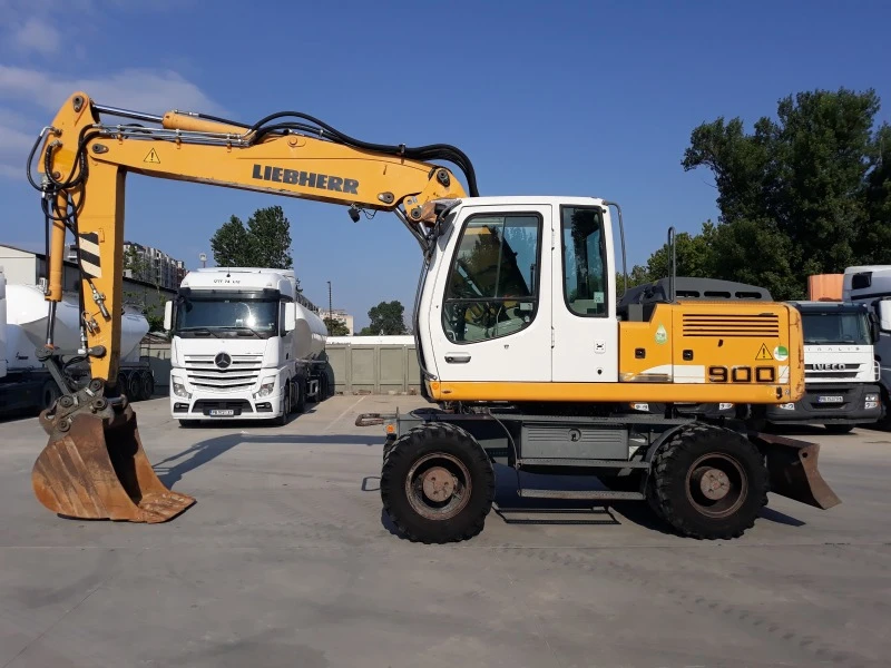 Багер Liebherr A 900 C, снимка 5 - Индустриална техника - 41484951