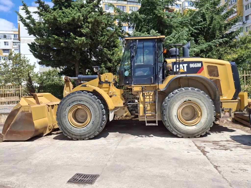 Челен товарач Cat 966M - изображение 3