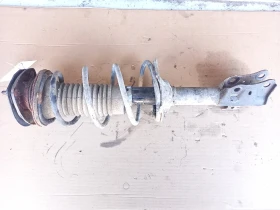 Макферсон преден десен Тойота Ярис 1.0Б (к)