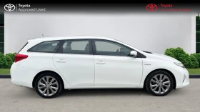 Обява за продажба на Toyota Auris 1.8H Touring Sports Luna ~17 500 лв. - изображение 3