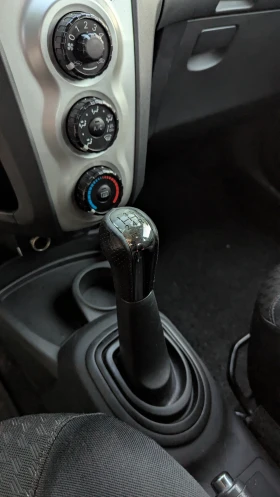 Обява за продажба на Toyota Yaris TS ~7 700 лв. - изображение 10