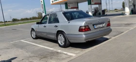 Mercedes-Benz 124 2.0Е, снимка 5