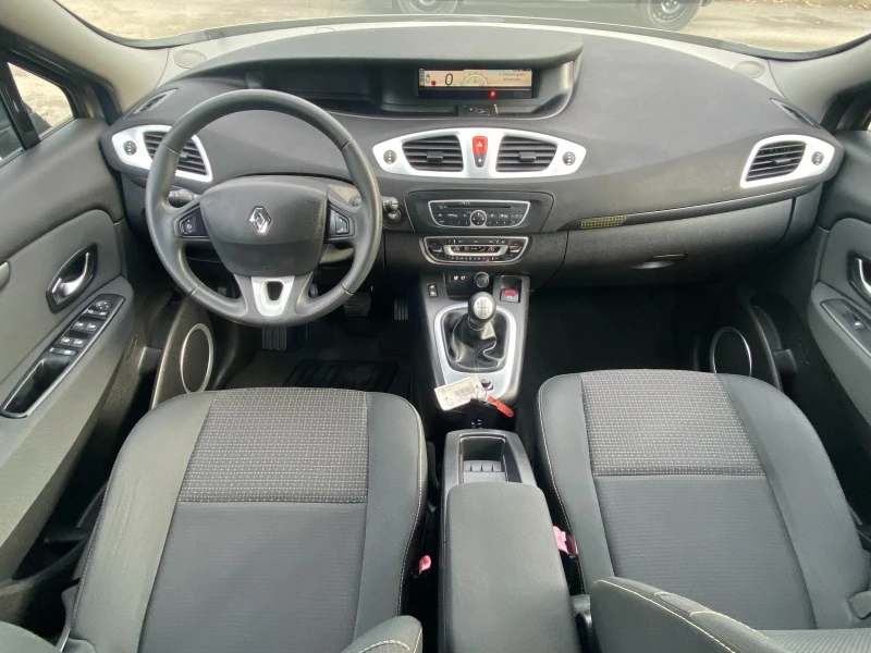 Renault Grand scenic 1.5DCi-110k.s-7-МЕСТЕН-EURO5A-6-скорости-2010г, снимка 10 - Автомобили и джипове - 43370280