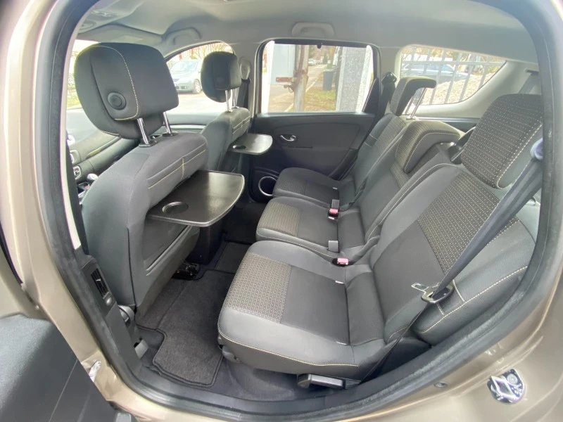 Renault Grand scenic 1.5DCi-110k.s-7-МЕСТЕН-EURO5A-6-скорости-2010г, снимка 14 - Автомобили и джипове - 43370280