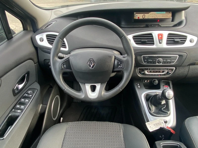 Renault Grand scenic 1.5DCi-110k.s-7-МЕСТЕН-EURO5A-6-скорости-2010г, снимка 7 - Автомобили и джипове - 43370280