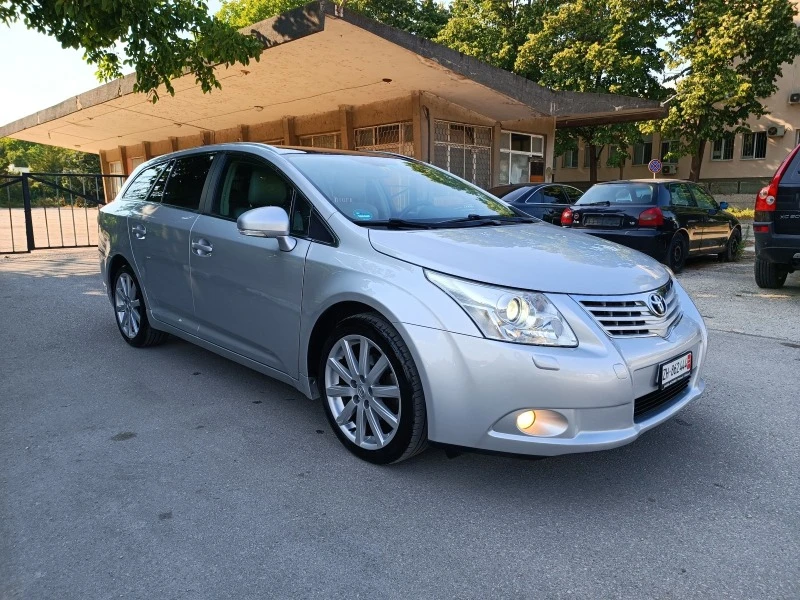 Toyota Avensis 2.0i-152кс-ШВЕЙЦАРИЯ-АВТОМАТ-FULL екстри-Keyless, снимка 2 - Автомобили и джипове - 46643880