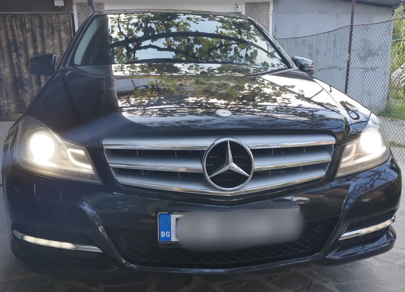 Mercedes-Benz C 200 7G Tronic, снимка 1 - Автомобили и джипове - 46859573