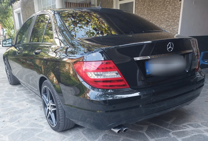 Mercedes-Benz C 200 7G Tronic, снимка 14 - Автомобили и джипове - 46859573