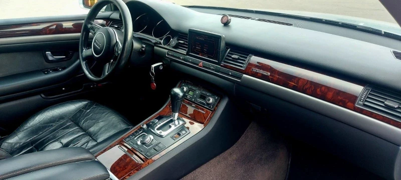 Audi A8 D3, снимка 6 - Автомобили и джипове - 47010733