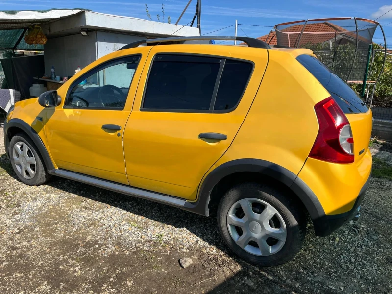 Dacia Sandero Stepway 1.6, снимка 2 - Автомобили и джипове - 47639567