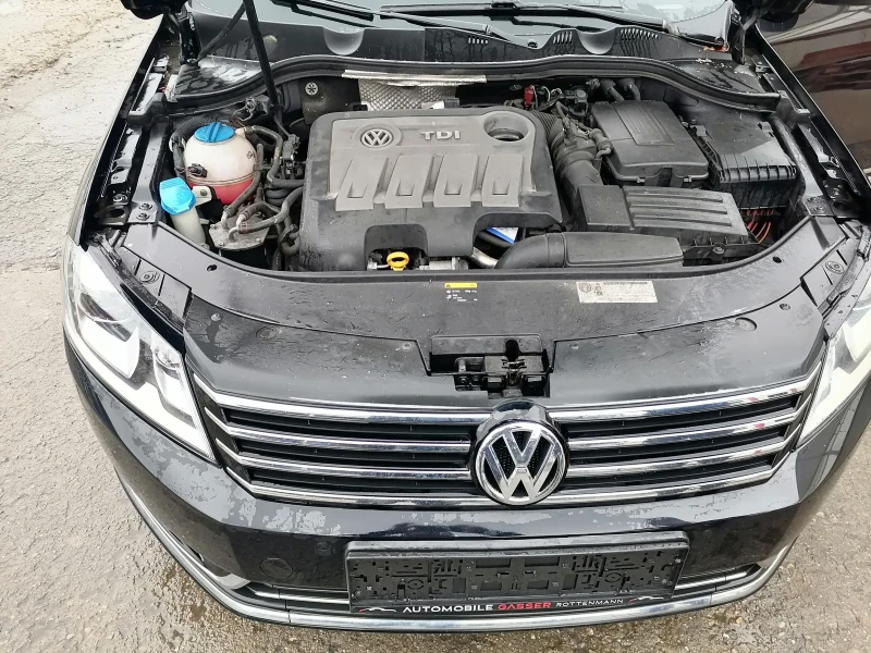 VW Passat, снимка 11 - Автомобили и джипове - 48312723