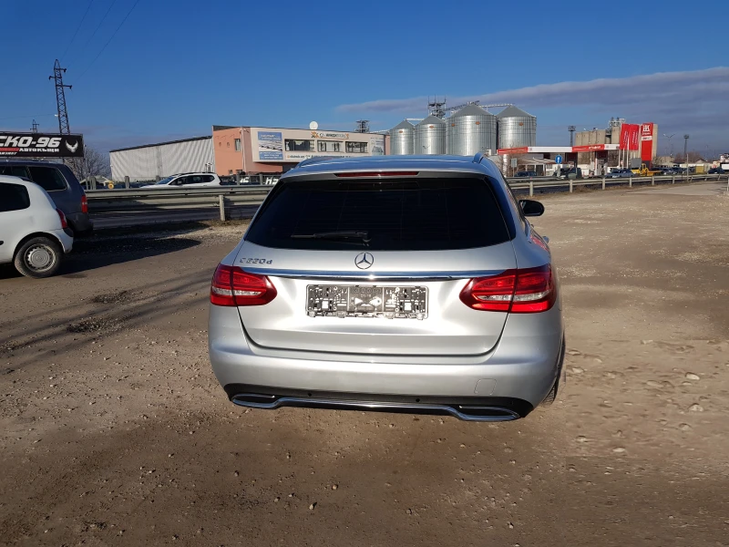 Mercedes-Benz C 220, снимка 6 - Автомобили и джипове - 48631331