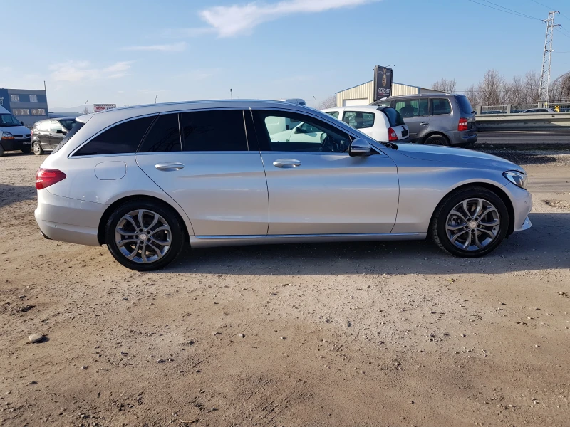 Mercedes-Benz C 220, снимка 4 - Автомобили и джипове - 48631331